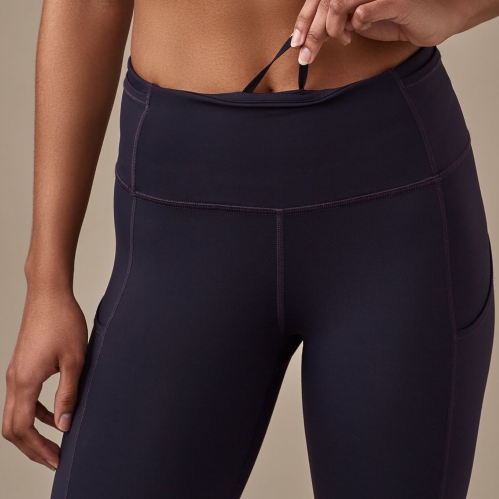 Lululemon Fast & Free 7/8 Tight 25” (Nulux) – Black Grape – Size 8 Rare color